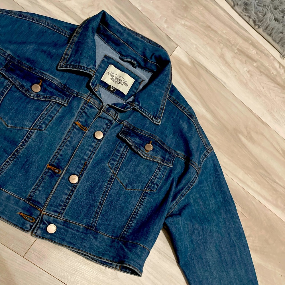 Ashley vintage charm cropped Jean jacket